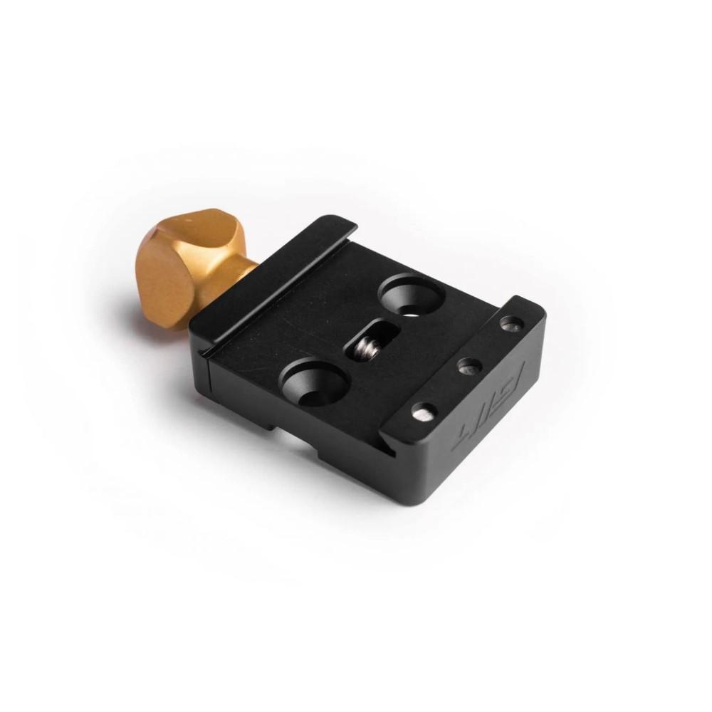 Area419 Area 419 Arcalock Clamp Gold
