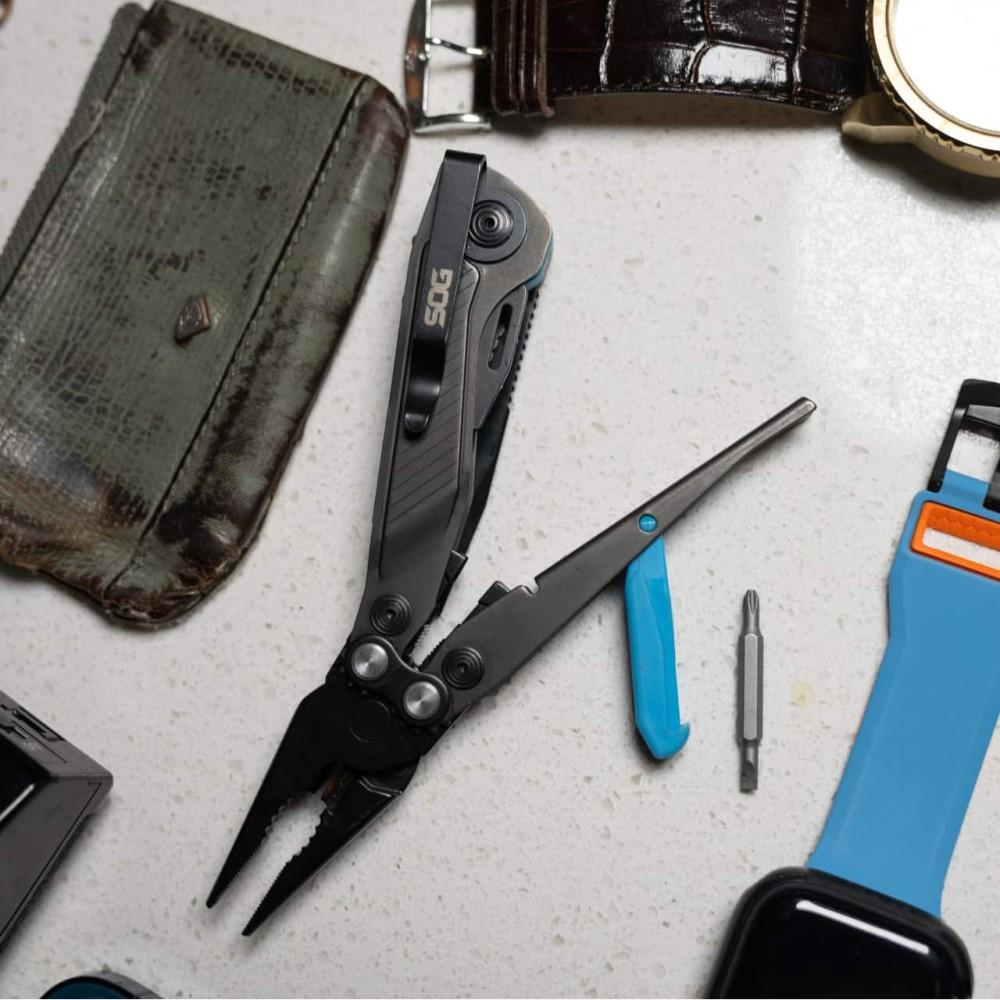 Sog Specialty Knives Inc. Sog Flash Mt - Urban Gray & Cyan Multi-Tool